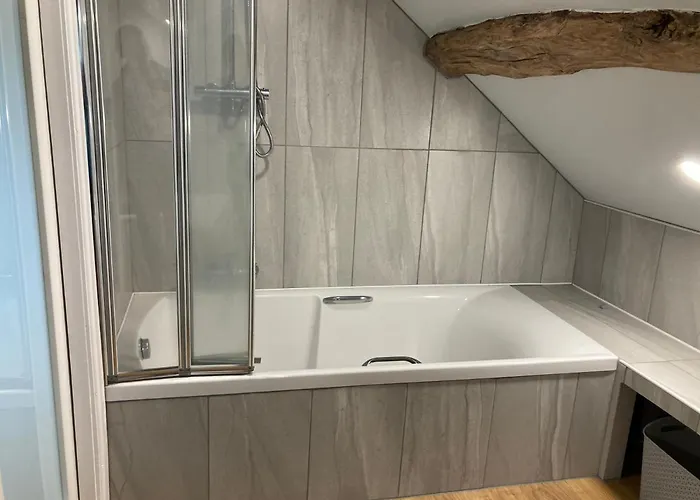 דירה The Annex קרליסל